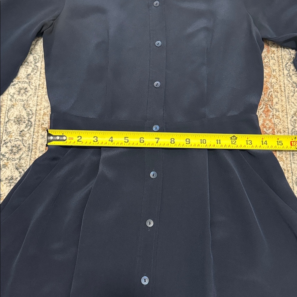 Theory Navy Long Sleeve Silk Dress w Pockets Size 0 - Picture 5 of 9